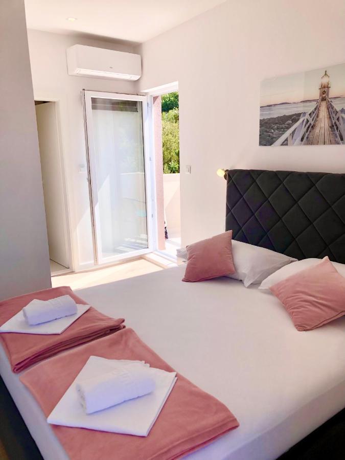 Hotel B&B Chamberlain Милна Экстерьер фото