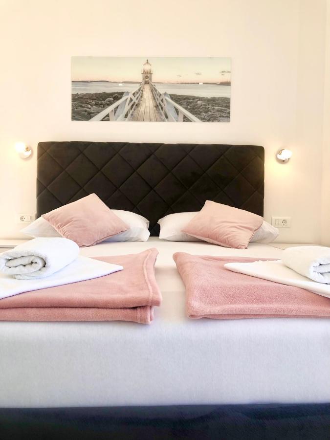 Hotel B&B Chamberlain Милна Экстерьер фото