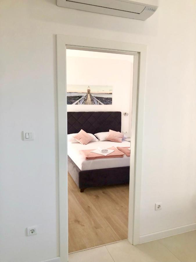 Hotel B&B Chamberlain Милна Экстерьер фото